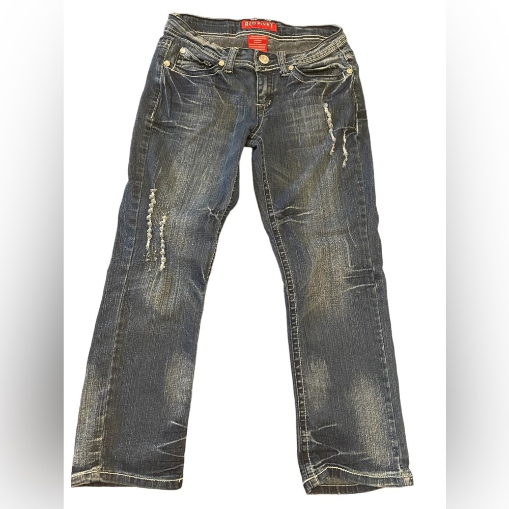 RED RIVET SZ 3 CROPPED STRAIGHT LEG JEANS - EUC